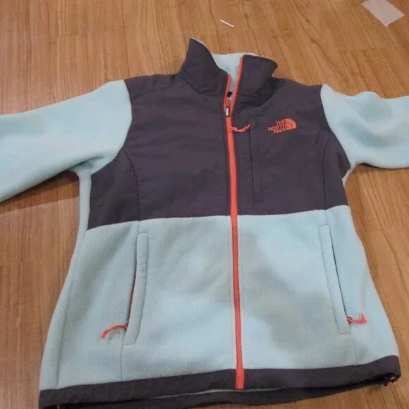 The North Face Medium Fleece Zippered jacket women's light winter coat - Picture 1 of 5
